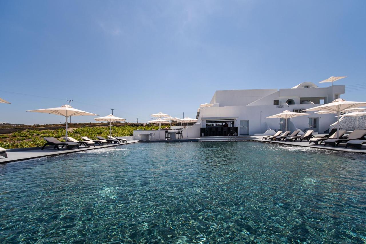 Serenita Luxury Suites Akrotírion Exterior foto