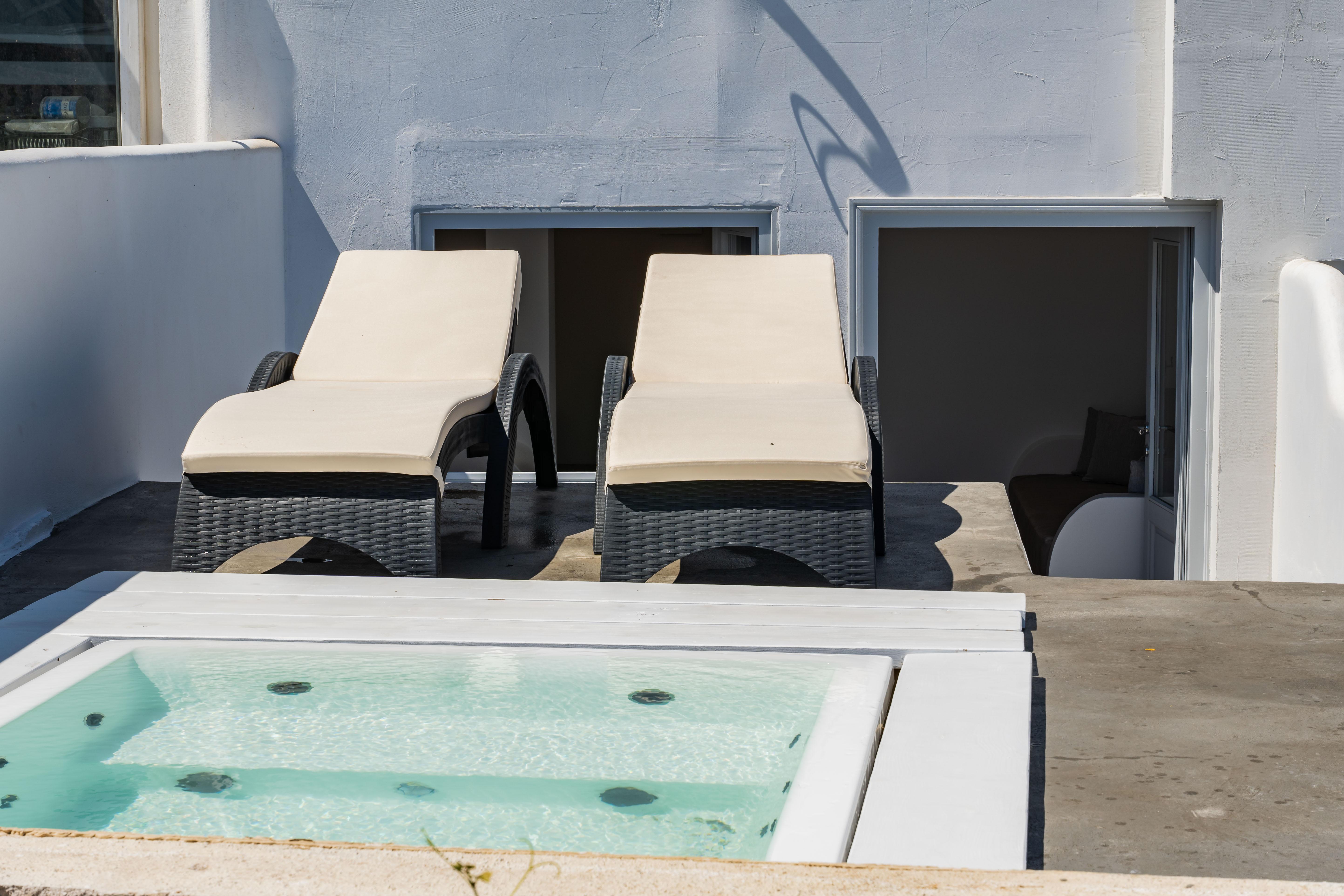 Serenita Luxury Suites Akrotírion Exterior foto