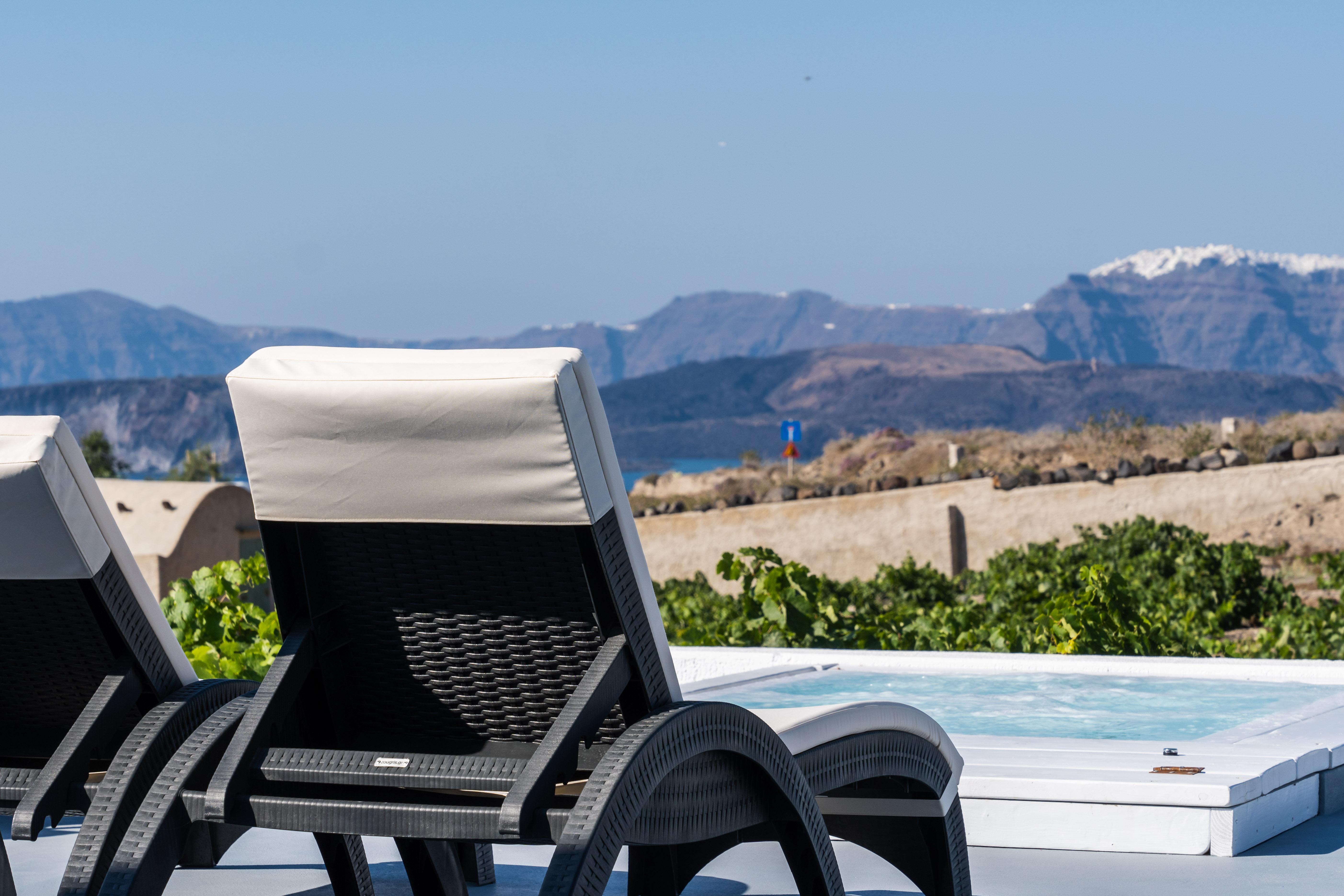 Serenita Luxury Suites Akrotírion Exterior foto