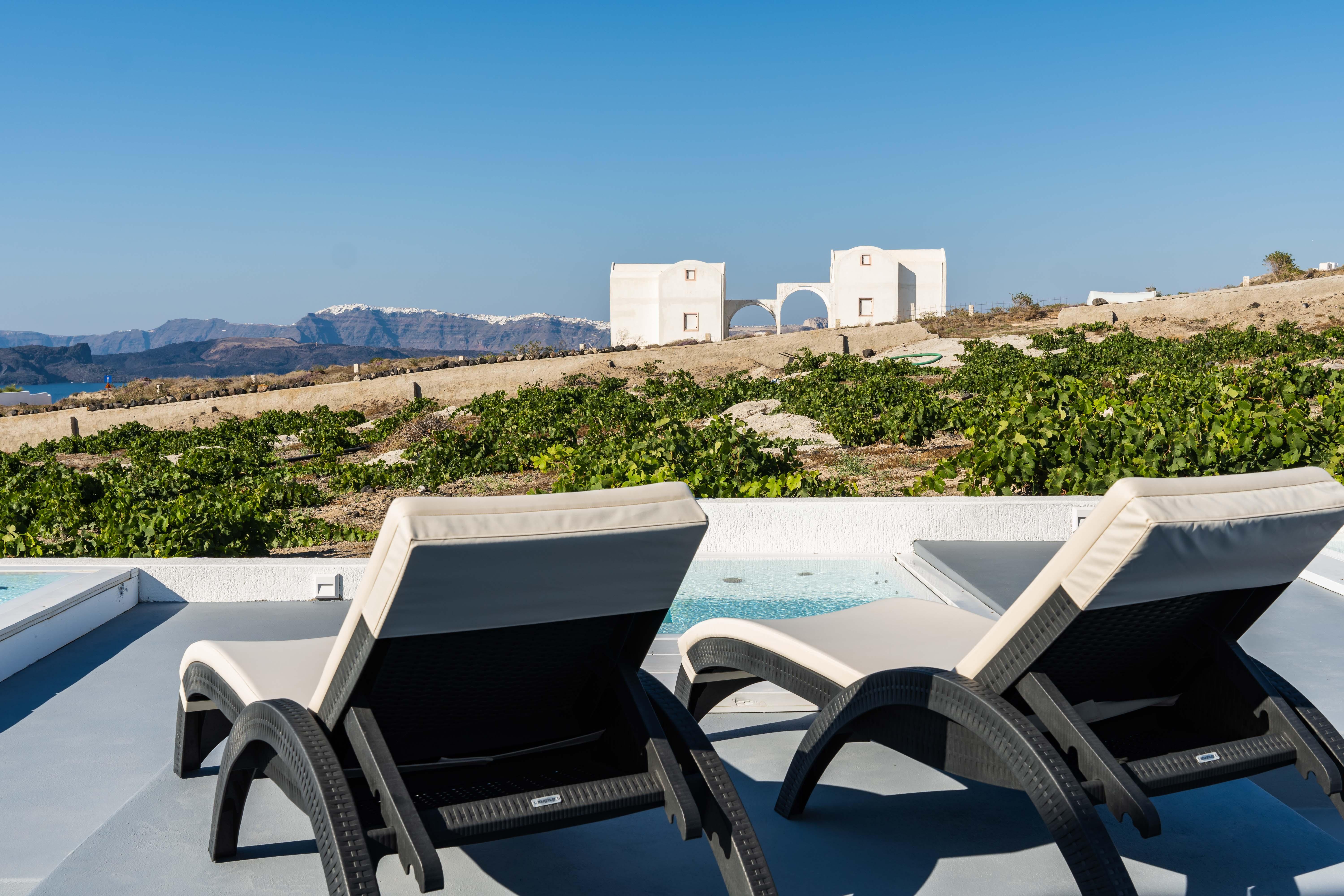 Serenita Luxury Suites Akrotírion Exterior foto