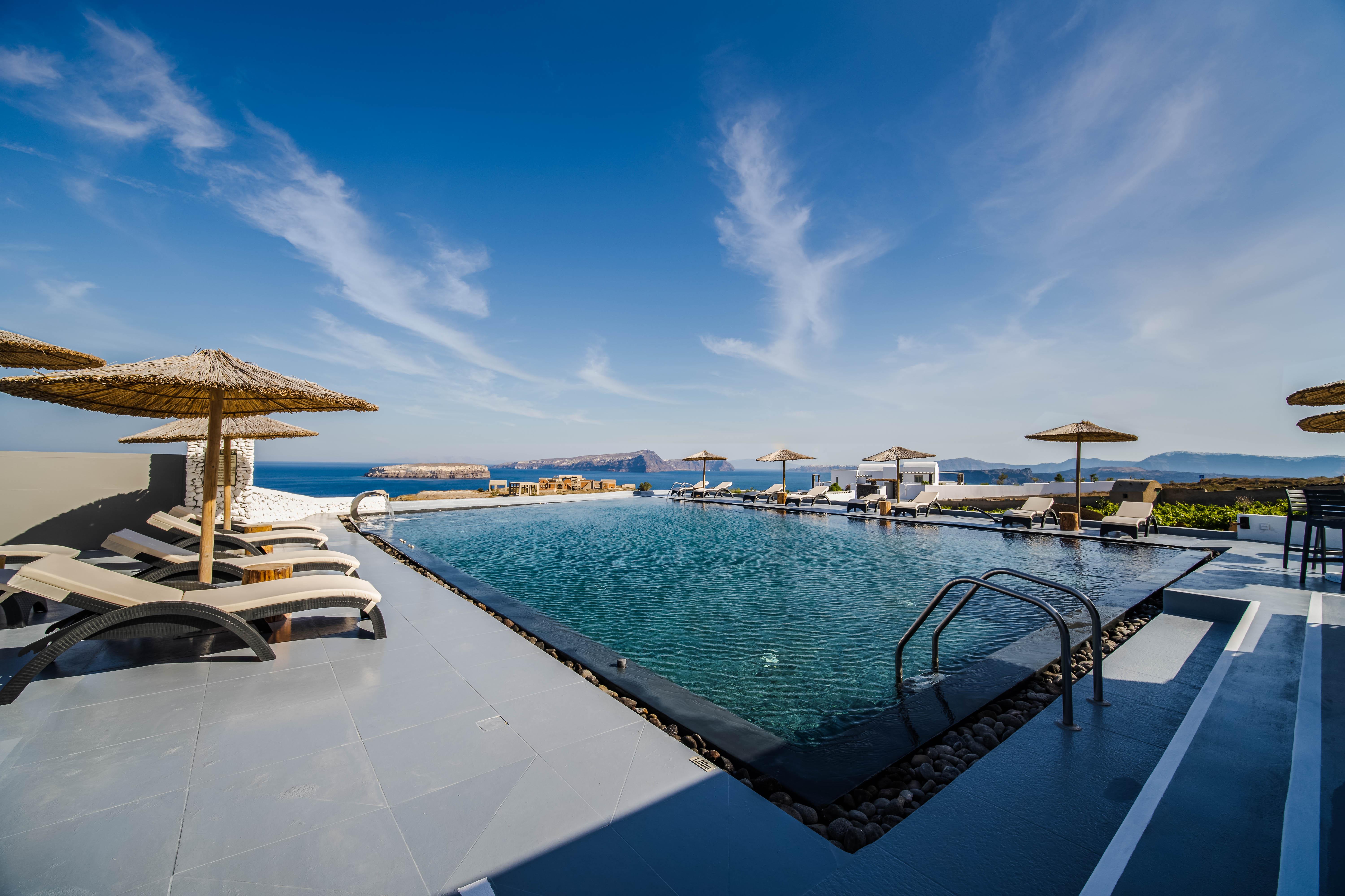 Serenita Luxury Suites Akrotírion Exterior foto